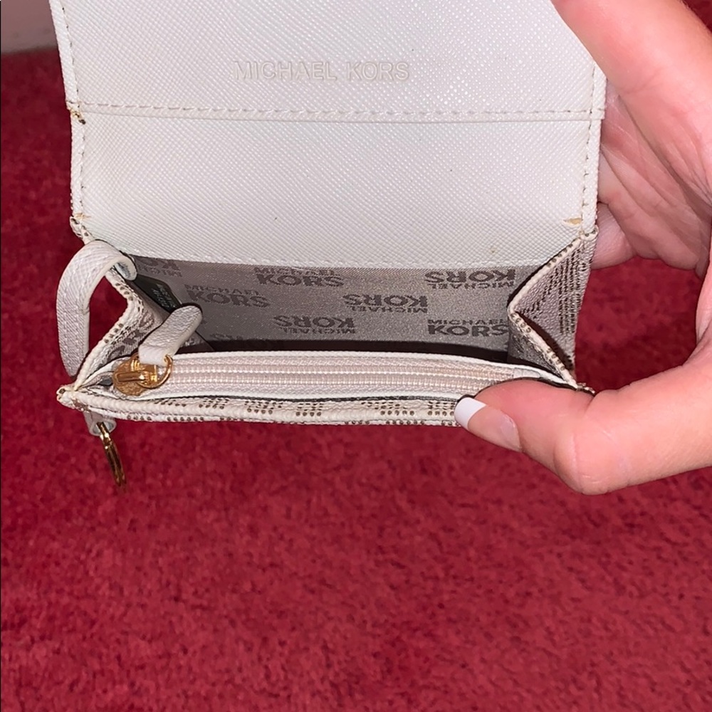 A little wallet - Picture 2 of 3